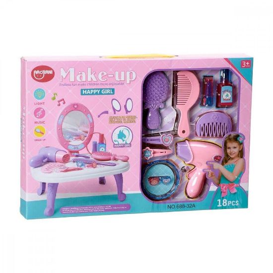 صورة تسريحة ميك اب واكسسوارات